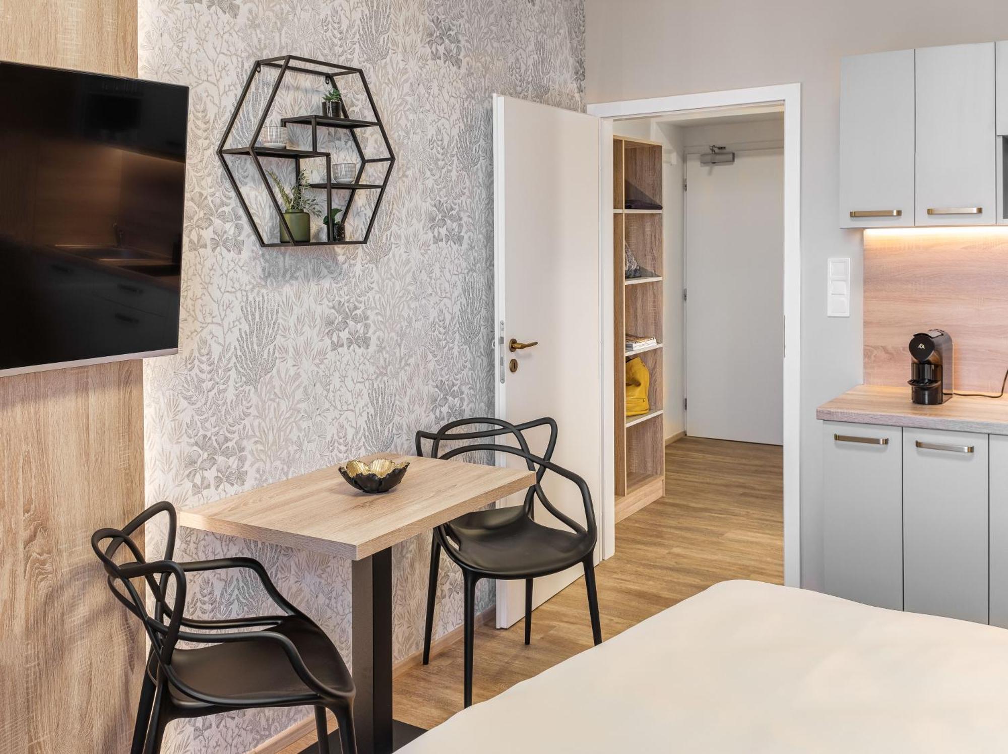 Theatre 9 Apartments By Adrez Praga Exterior foto